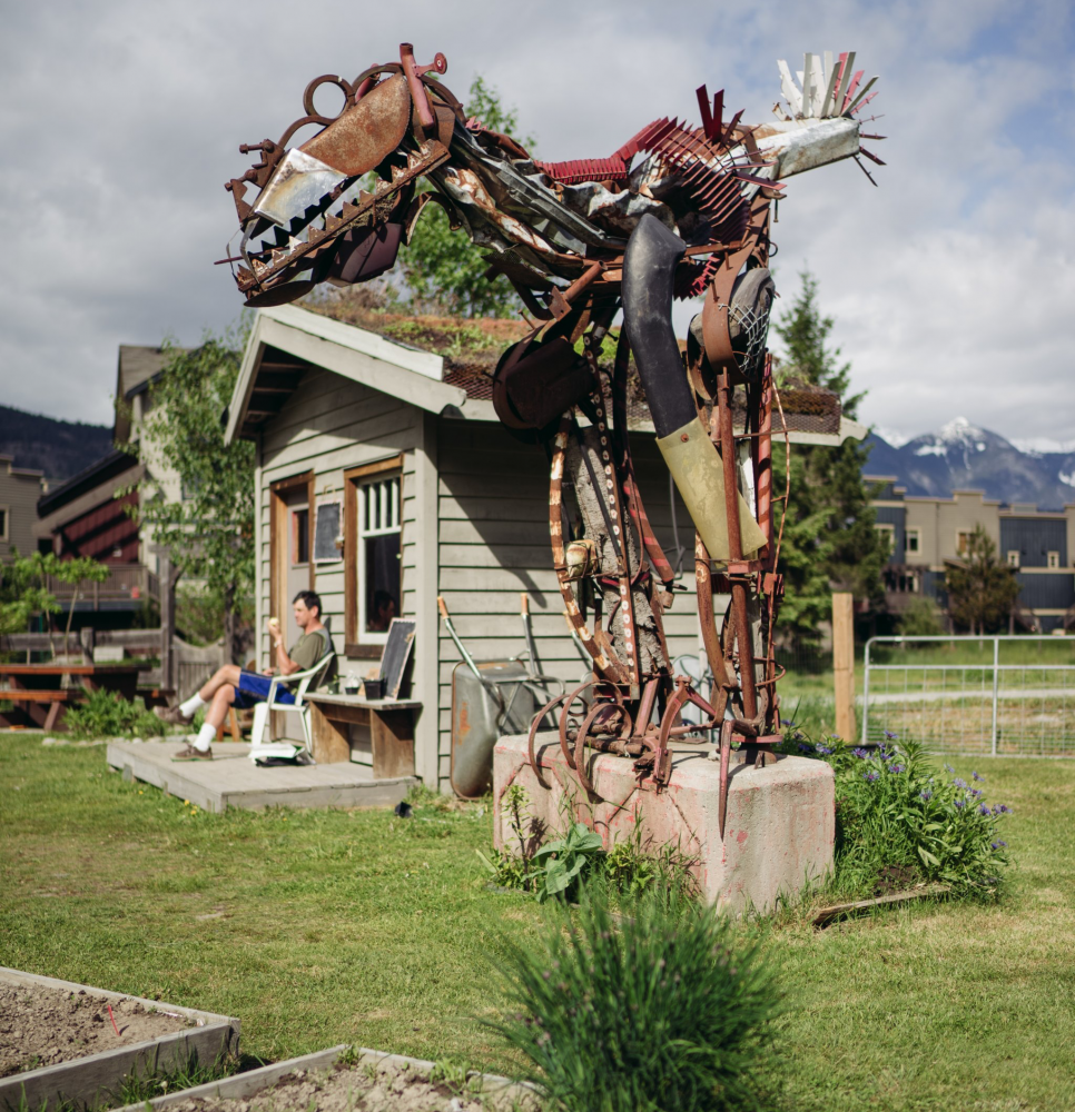 garden dinosaur chicken