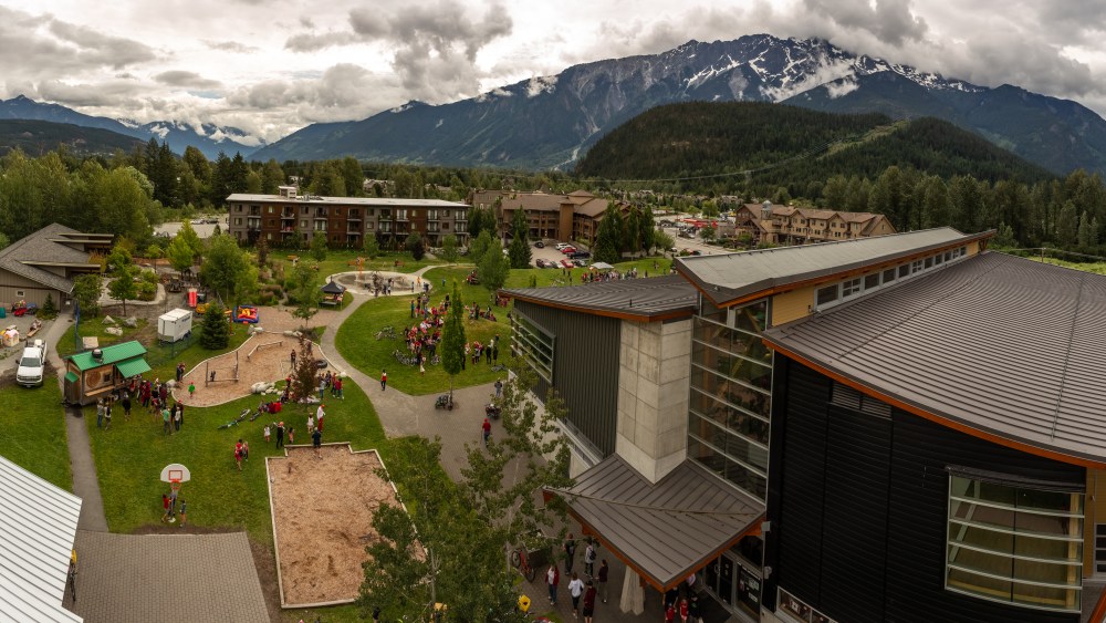 Canada Day from fire ladder truck by Eric McIntyre.jpg